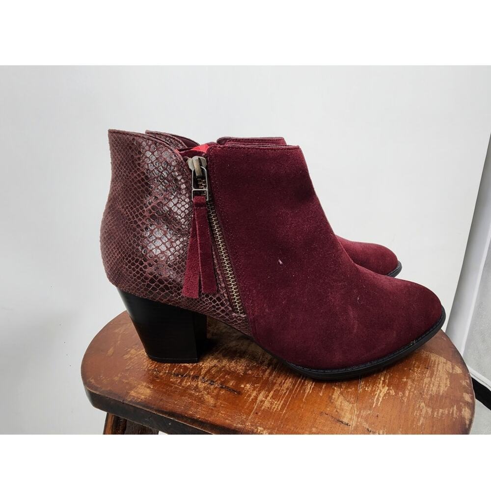 New NWOB Vionic Anne Comfort Ankle Booties Size 11 Wide Wine Oxblood Color